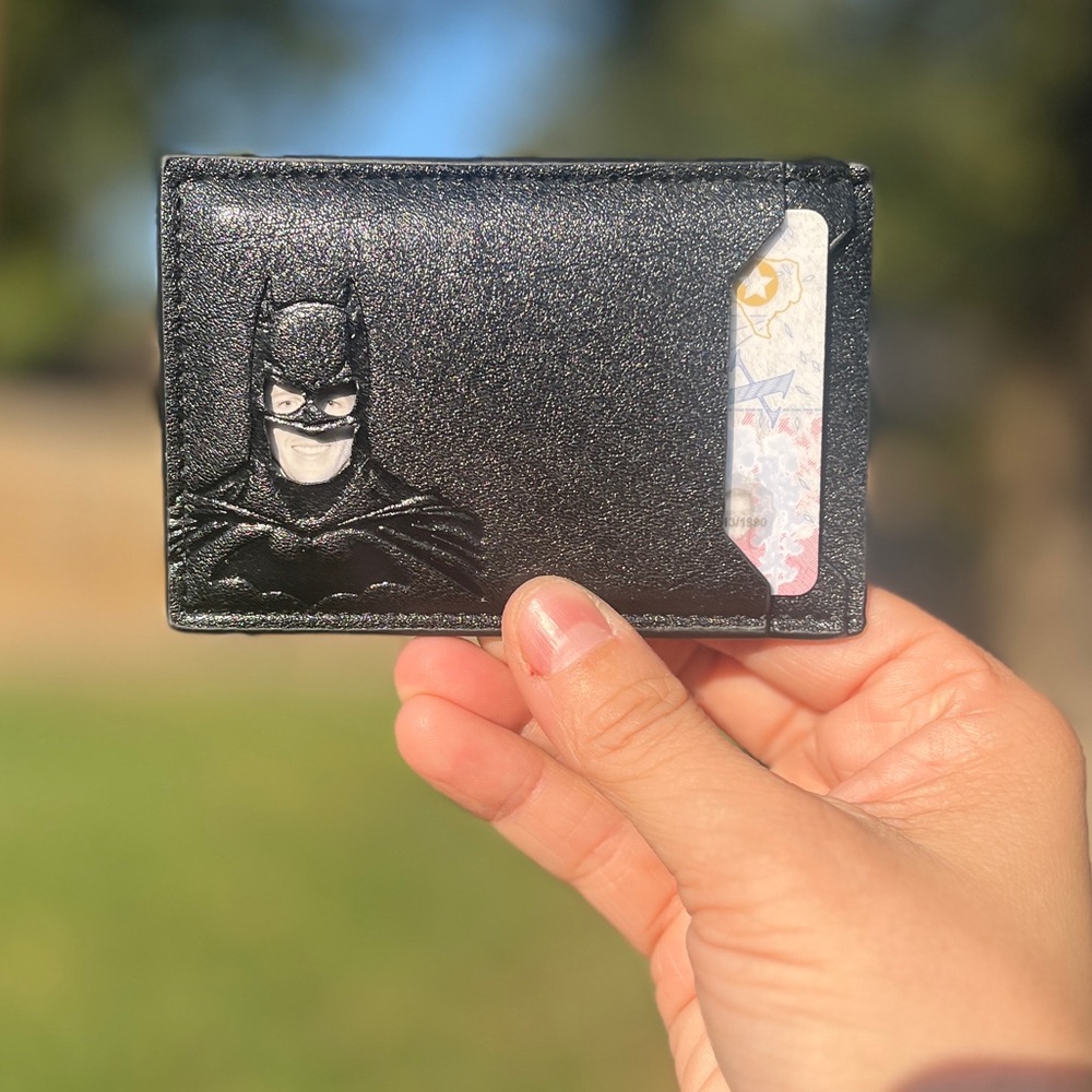 Batman Wallet Cut Out Card Case - Picture 2 of 6
